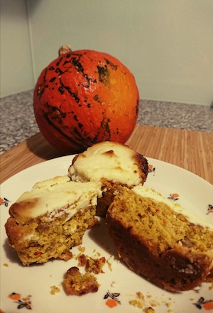 Kürbismuffin mit Cheesecake Haube